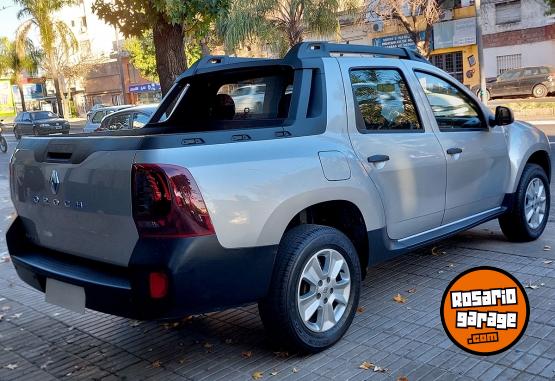 Camionetas - Renault Duster Oroch 2018 Nafta 186000Km - En Venta