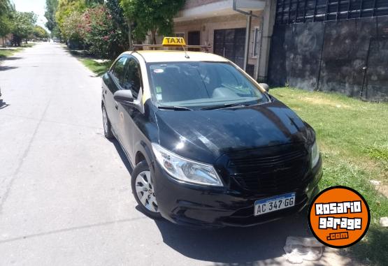 Autos - Toyota Prisma 2018 GNC 400000Km - En Venta