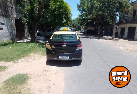 Autos - Toyota Prisma 2018 GNC 400000Km - En Venta