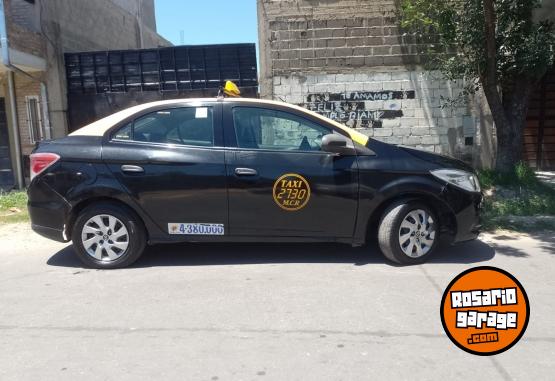 Autos - Toyota Prisma 2018 GNC 400000Km - En Venta