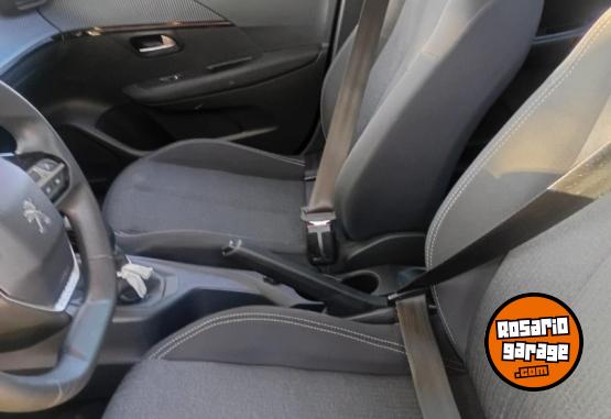 Autos - Peugeot 208 active 2022 Nafta 70000Km - En Venta