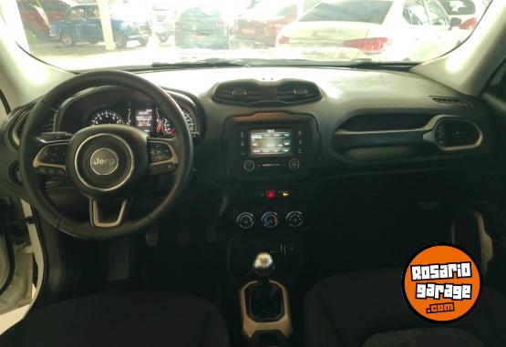 Camionetas - Jeep RENEGADE 2017 Nafta 93000Km - En Venta