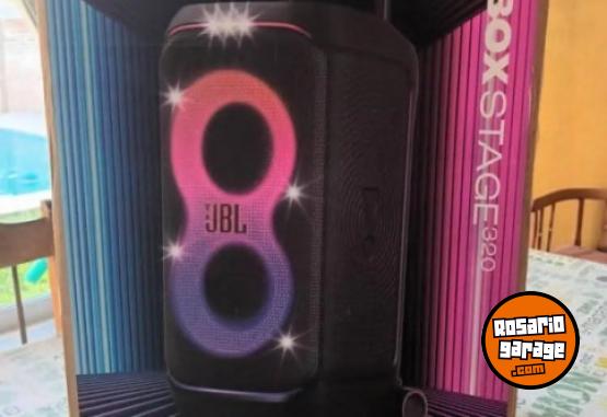 Instrumentos Musicales - JBL PARTI BOX stage. 320. - En Venta