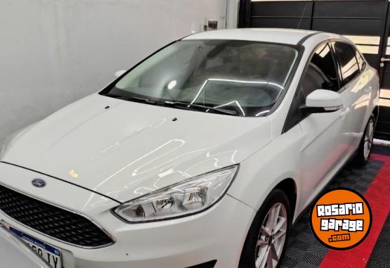 Autos - Ford Focus SE 2017 Nafta 104000Km - En Venta