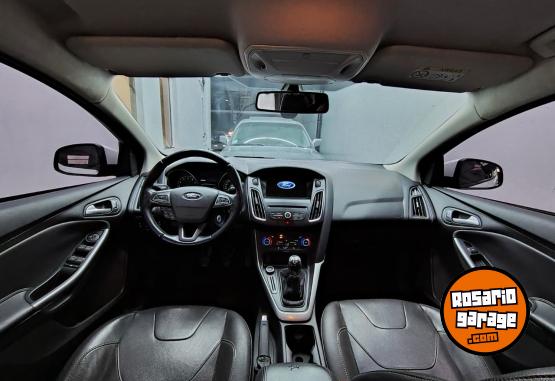 Autos - Ford Focus SE 2017 Nafta 104000Km - En Venta