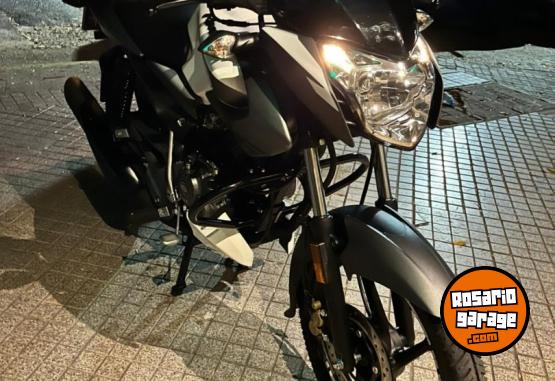 Motos - Bajaj Rouser Ls 125cc 2025 Nafta 950Km - En Venta