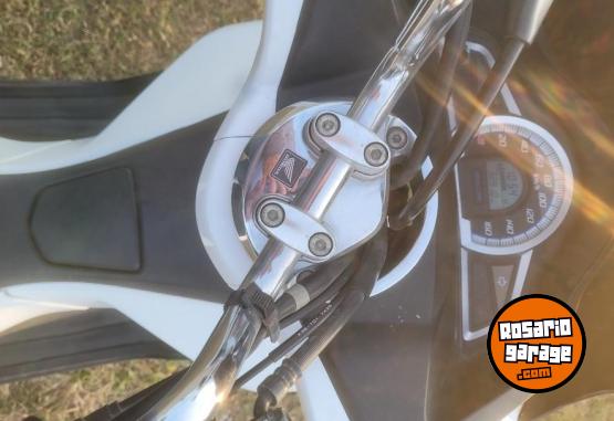 Motos - Honda PCX 150 2017 Nafta 32000Km - En Venta