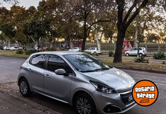 Autos - Peugeot 208 Allure 2019 Nafta 37000Km - En Venta