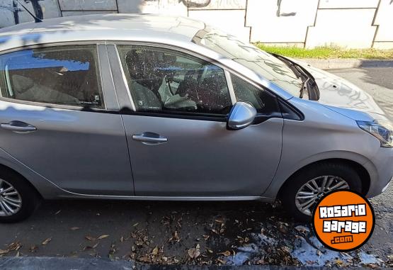 Autos - Peugeot 208 Allure 2019 Nafta 37000Km - En Venta