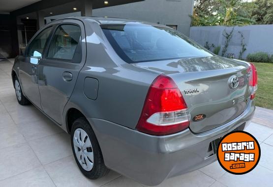 Autos - Toyota Etios 2016 Nafta  - En Venta