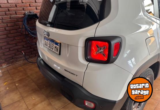 Camionetas - Chrysler Jeep renegade 2016 Nafta 130000Km - En Venta