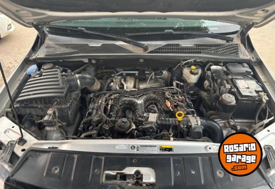 Camionetas - Volkswagen AMAROK V6 2018 Diesel 126000Km - En Venta