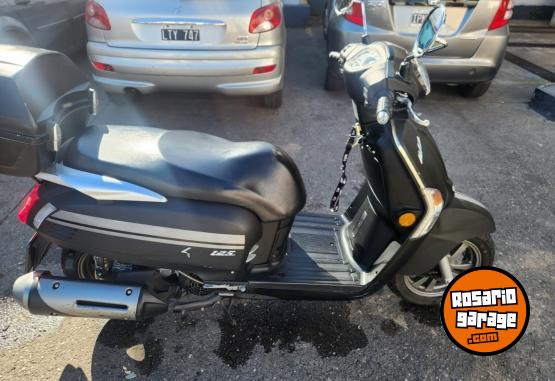 Motos - Kymco LIKE 125 2022 Nafta 9200Km - En Venta
