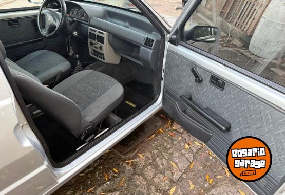 Autos - Fiat Uno 2005 Nafta 203000Km - En Venta