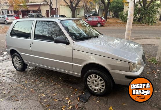 Autos - Fiat Uno 2005 Nafta 203000Km - En Venta