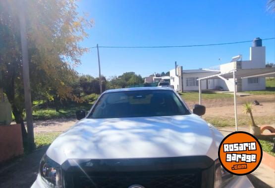 Camionetas - Nissan Frontier 2025 Diesel 31900Km - En Venta