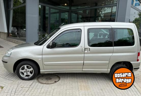 Utilitarios - Citroen BERLINGO MULTISPACE 1.6 2012 Nafta 230000Km - En Venta