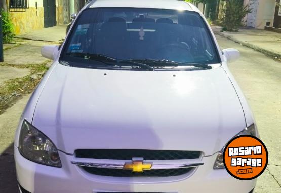 Autos - Chevrolet Classic 2016 Nafta 95000Km - En Venta