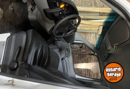 Utilitarios - Mercedes Benz Sprinter 415 chasis 2013 Diesel 160000Km - En Venta