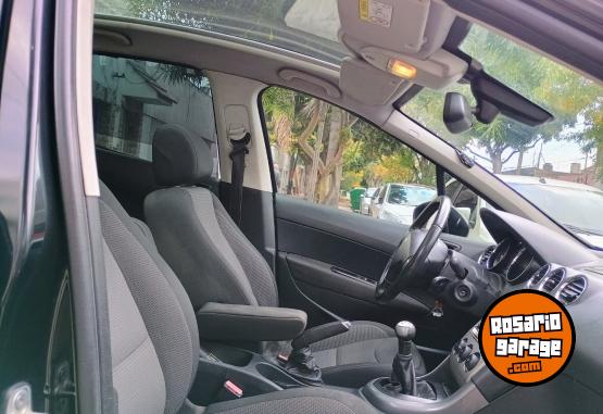 Autos - Peugeot 308 2015 Nafta 184000Km - En Venta