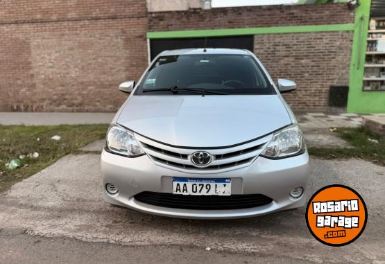 Autos - Toyota Etios XS 1.5 2016 Nafta 132000Km - En Venta