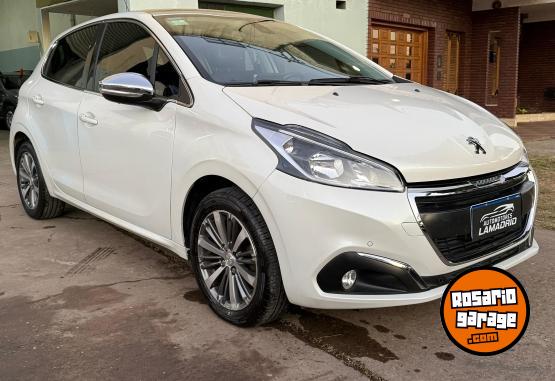 Autos - Peugeot 208 2018 Nafta 87000Km - En Venta