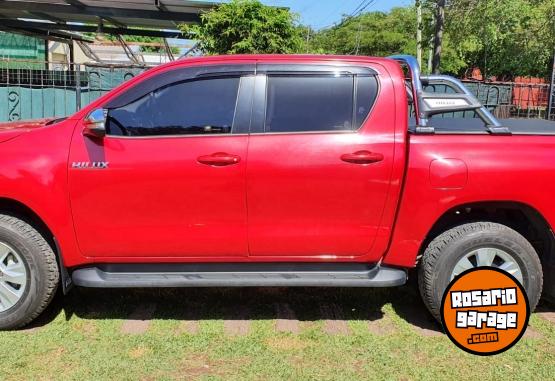 Camionetas - Toyota Hilux 2016 Diesel 30000Km - En Venta