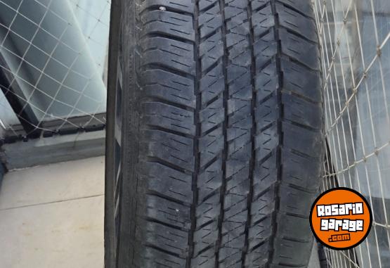 Accesorios para Autos - Rueda Completa Toyota SW4 original (Llanta + Cubierta) - Rodado 18 - En Venta