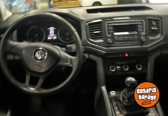 Camionetas - Volkswagen Amarok Trendline 2023 Diesel 40000Km - En Venta