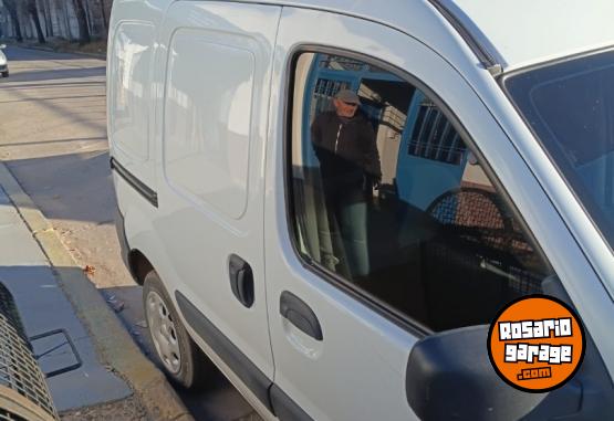 Utilitarios - Renault Kangoo 1.6 confort 2013 Nafta 112000Km - En Venta
