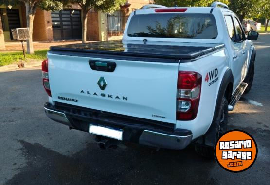 Camionetas - Renault Alaskan outsaider 2023 Diesel 25000Km - En Venta
