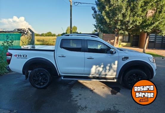 Camionetas - Renault Alaskan outsaider 2023 Diesel 25000Km - En Venta