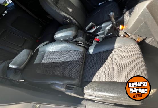 Camionetas - Chevrolet Captiva LT Turbosiesel 2011 Diesel 282000Km - En Venta