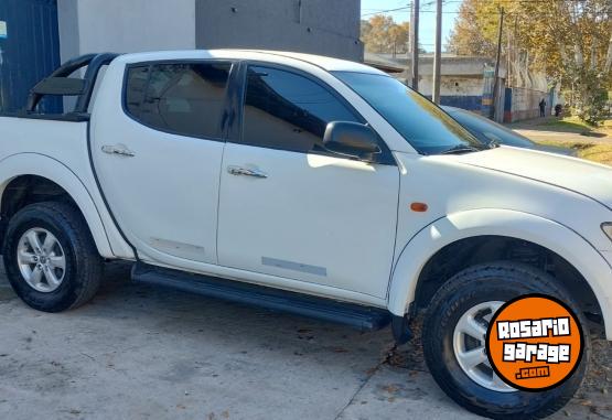 Camionetas - Mitsubishi Triton 2012 Diesel 143000Km - En Venta