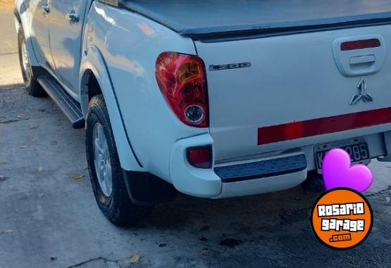 Camionetas - Mitsubishi Triton 2012 Diesel 143000Km - En Venta
