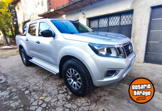 Camionetas - Nissan Np300 cd s 2020 Diesel 122000Km - En Venta