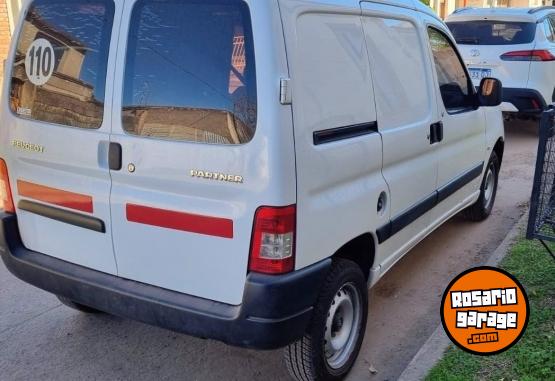 Utilitarios - Peugeot PARTNER HDI 2018 Diesel 211800Km - En Venta