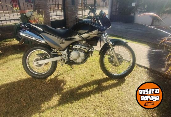 Motos - Honda Nx4 Falc�n 2013 Nafta 18500Km - En Venta