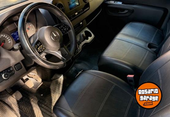 Utilitarios - Mercedes Benz Sprinter 2023 Diesel 19000Km - En Venta