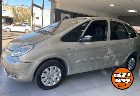 Autos - Citroen Picasso 2011 GNC 216000Km - En Venta