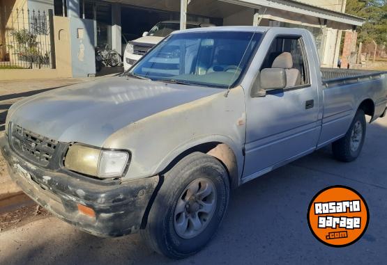 Camionetas - Isuzu 2.5T 4x2 std 2004 Diesel 520000Km - En Venta