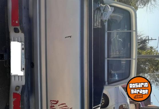 Camionetas - Isuzu 2.5T 4x2 std 2004 Diesel 520000Km - En Venta