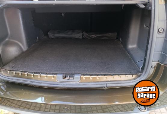 Camionetas - Renault Duster luxe 4x4 2014 Nafta 178000Km - En Venta