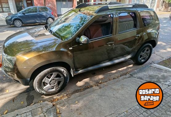 Camionetas - Renault Duster luxe 4x4 2014 Nafta 178000Km - En Venta