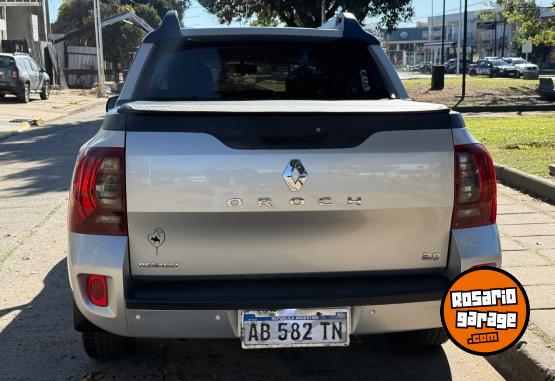 Camionetas - Renault OROCH PRIVILEGE 2017 Nafta 106000Km - En Venta