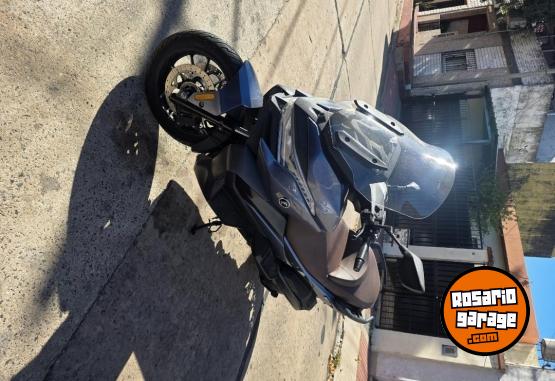 Motos - Voge Sr4 max pro 2024 Nafta 2500Km - En Venta