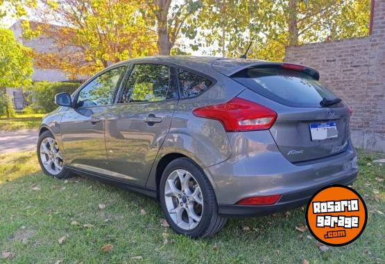 Autos - Ford Fucus SE PLUS 2016 Nafta 107300Km - En Venta