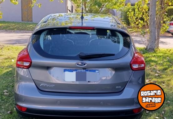 Autos - Ford Fucus SE PLUS 2016 Nafta 107300Km - En Venta