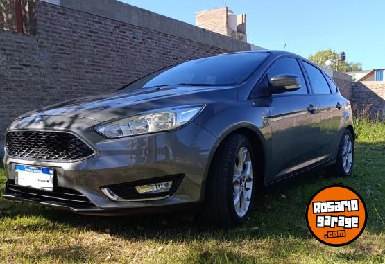 Autos - Ford Fucus SE PLUS 2016 Nafta 107300Km - En Venta