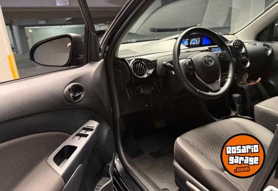 Autos - Toyota Etios XLS 2022 Nafta 24000Km - En Venta